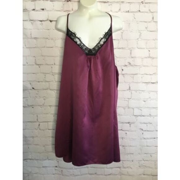 Linea Donatella Noralee Nightgown -Trim Chemise  M Burgundy - Picture 9 of 10